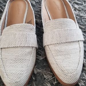 Universal Thread  Mules